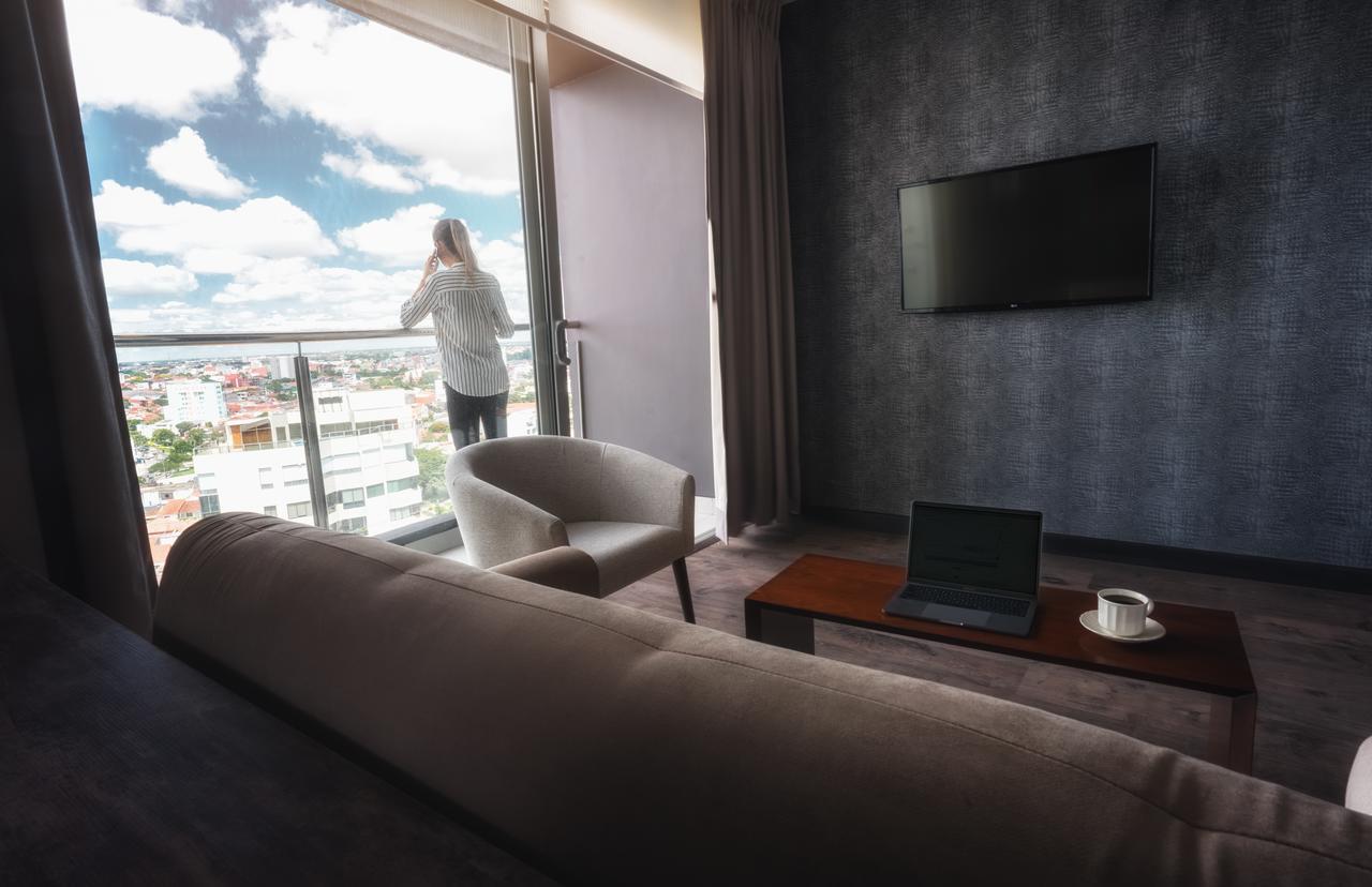 Urban Suites Apart Hotel Santa Cruz de La Sierra Buitenkant foto